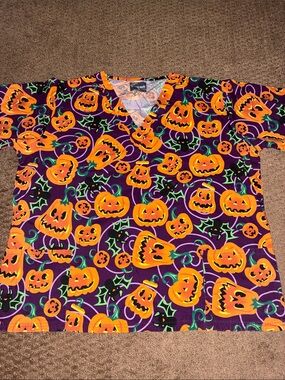 Butter-soft Halloween Pumpkin Scrub Top - Purple & Orange